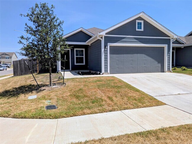 Building Photo - 1112 Minnow Ln