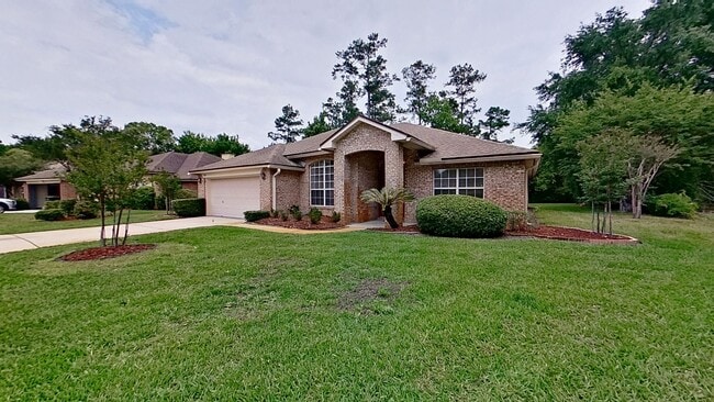 Building Photo - Welcome home - Charming 3 Bedroom in Hatton Chase!