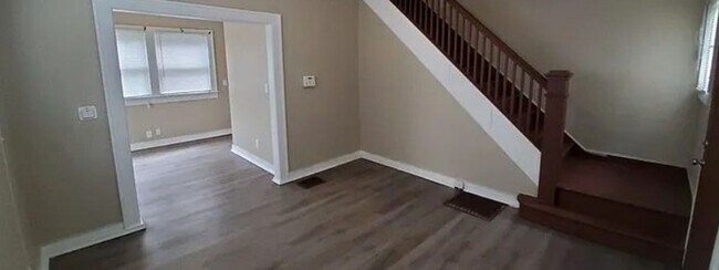 Photo - Remodeled 2-bed, 1 Bath in Irvington