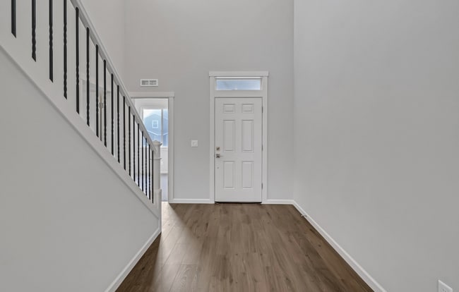 Photo - 916 S 29th Pl