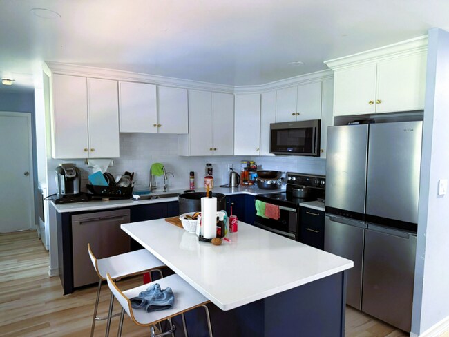 Photo - 8610 Contee Rd