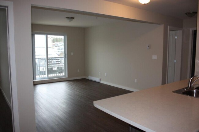 Photo - Lakeview Apartments