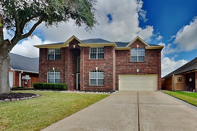 Building Photo - 21638 Wildcroft Dr