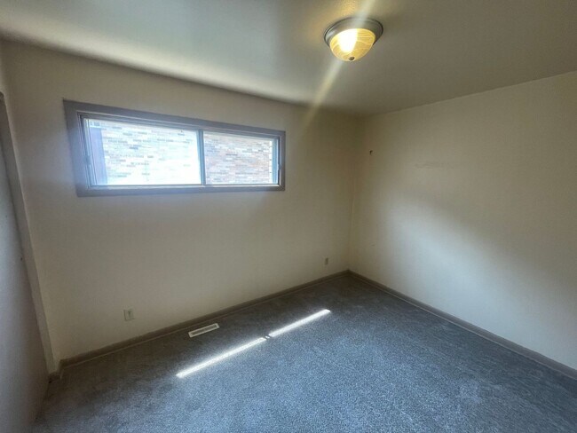 1320 S 26th St. (8 unit)