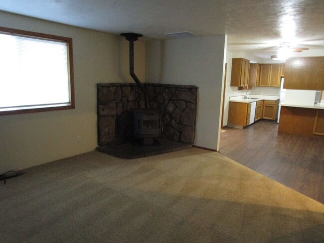 Photo - 1320 SE 5th St