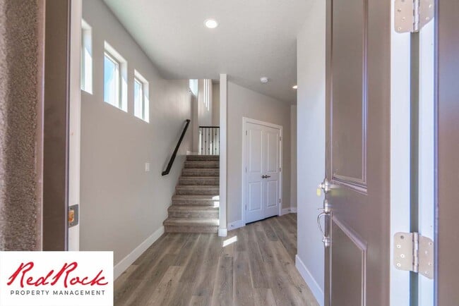 Photo - 3 Bedroom Hurricane Townhome With Scenic Views