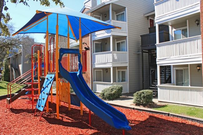 Oak Ridge Apartments