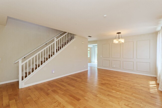Photo - 1012 Trailside Dr