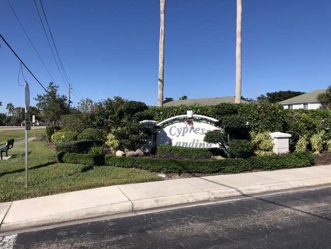 Photo - 10105 Spyglass Hill Ln Townhome