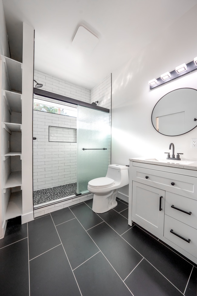 Photo - 1514 E Clarendon Ave