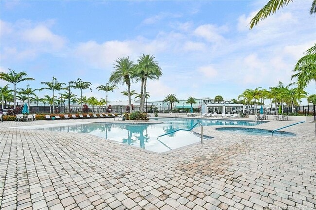 Photo - 257 NE Coastal Dr