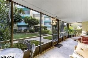 Photo - 925 Palm View Dr Unit 111