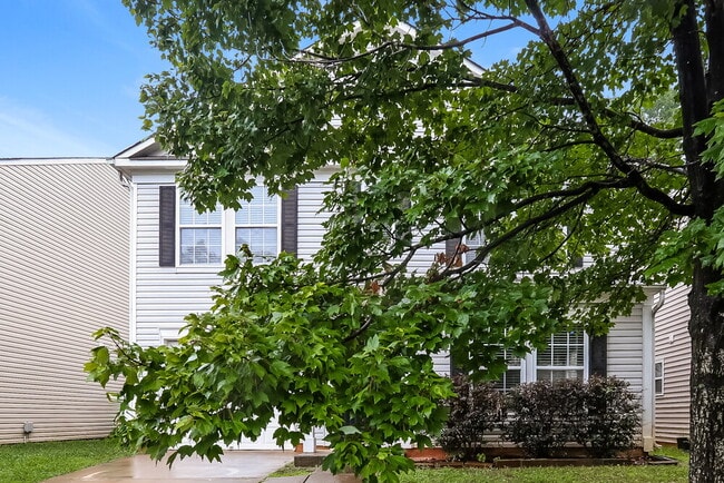 Building Photo - 7221 Fox Point Dr Rental