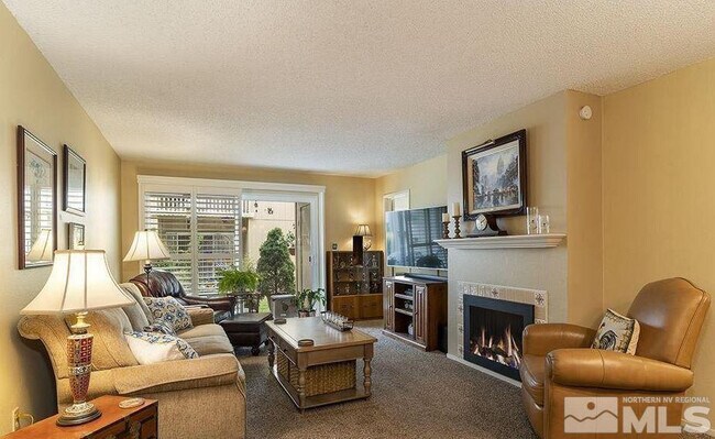 Photo - 2300 Dickerson Rd Unidad 45