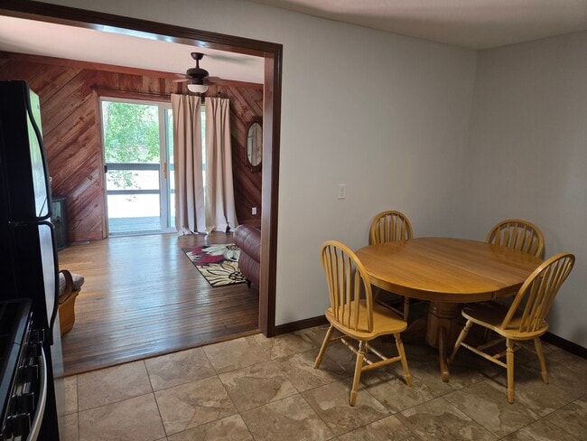 Photo - 321 Belle St Unit 321 Belle St, Waterloo IA