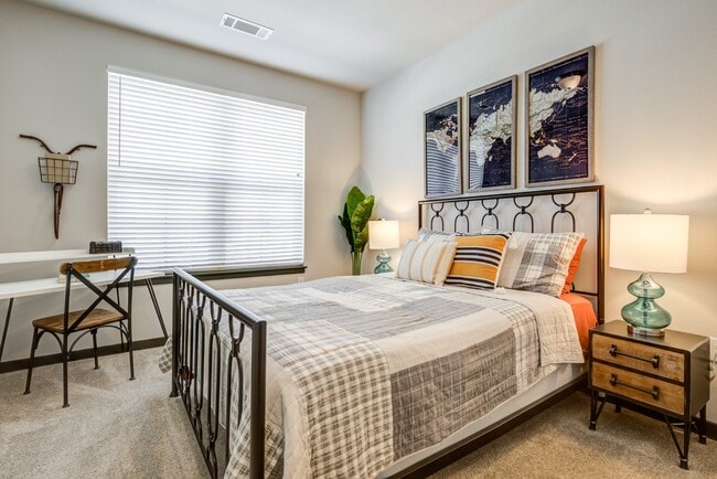 Photo - The Towne at Northgate