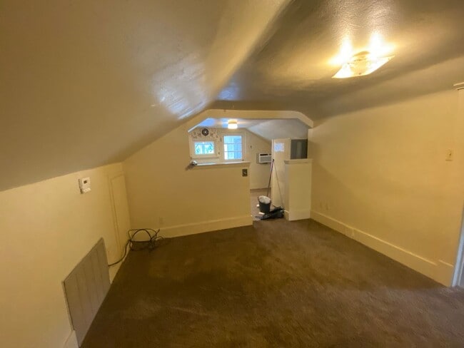 Photo - -414 Unit 414-C