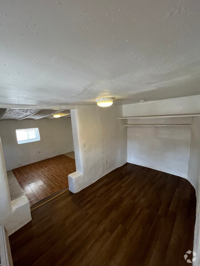 Building Photo - 1203 Barelas St SW Unit B Rental