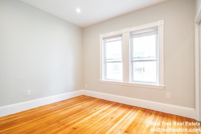 Photo - 164 Hyde Park Ave Unit 2