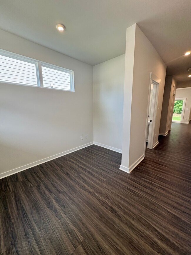 Photo - Brand New 3BR/2.5BA Townhouse in Griffith Lakes