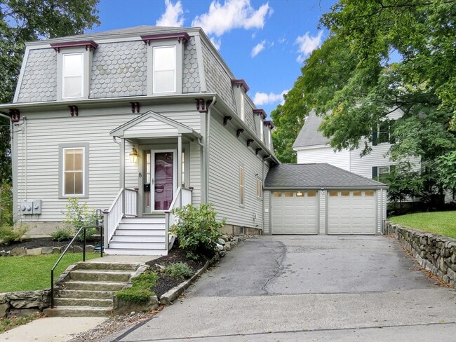 Photo - 8 State St Unit 2