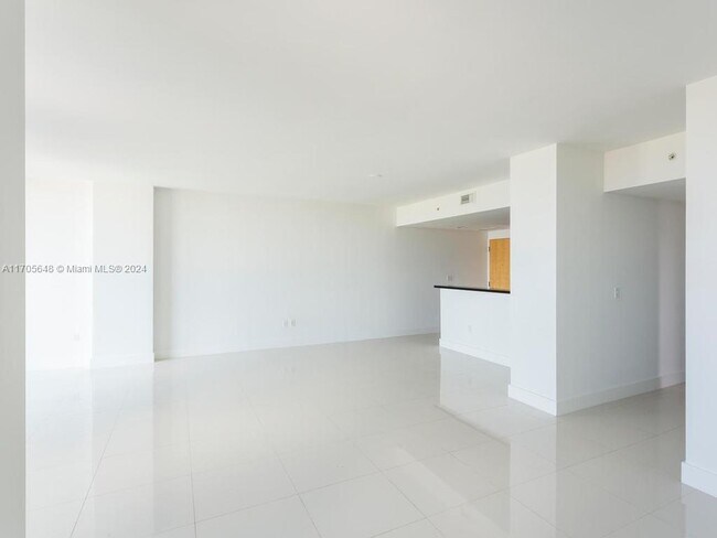 Photo - 244 Biscayne Blvd Unidad 2202