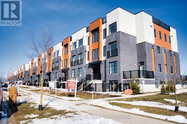 Photo - 3900 Savoy St