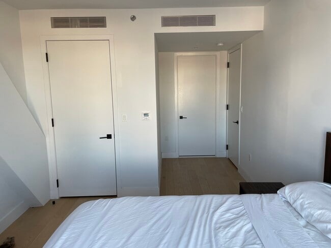 Photo - 11 Hancock Pl Unit 809