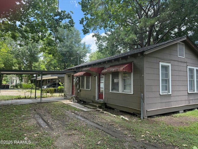 Building Photo - 135 Woodrow St