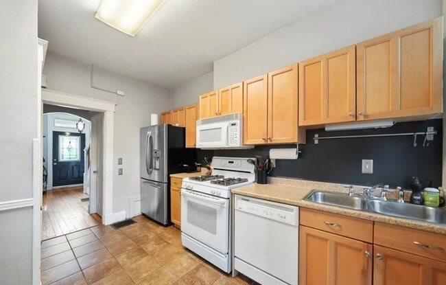 Photo - 3148 Linwood Ave