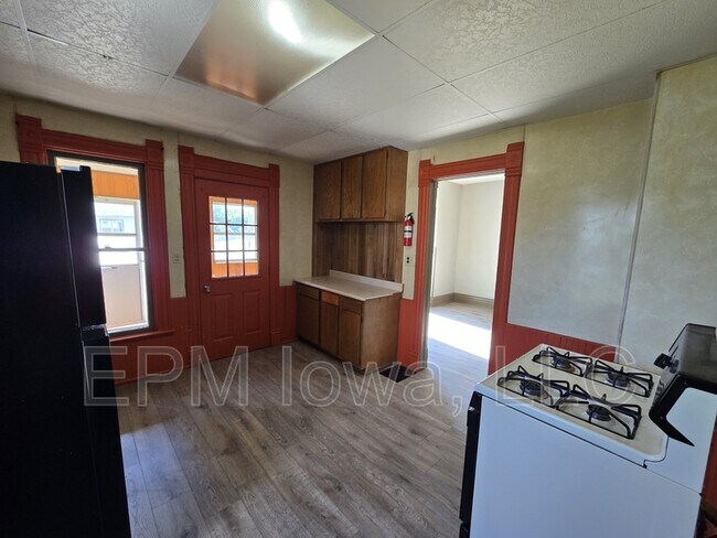 Photo - 333 Cottage St