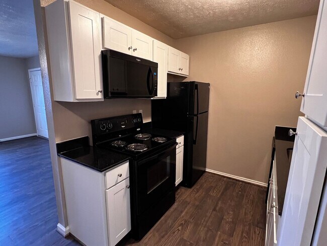 Photo - Brazos Point Apartments