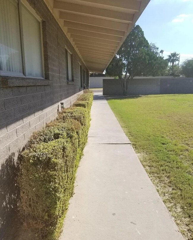 6716 E Avalon Dr Unit 1
