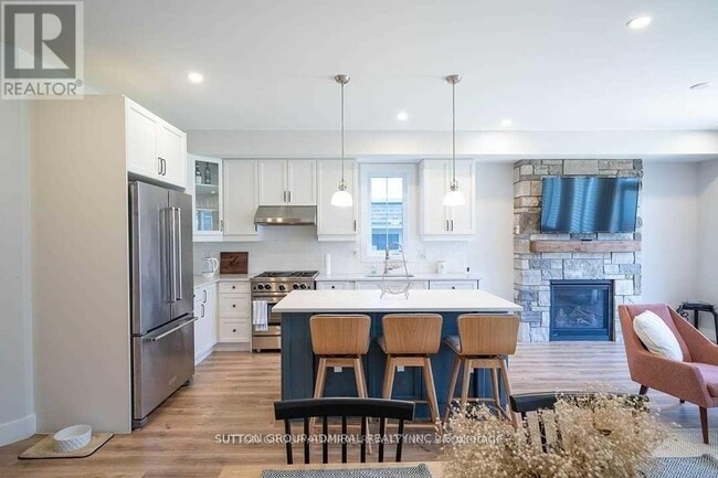 Photo - 113 Red Pine St.