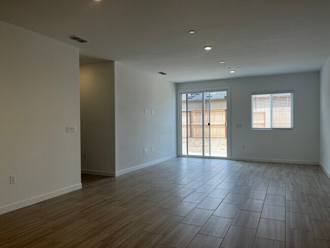 Photo - New Lennar 3 Bedroom 2 Bathroom "Pradera R...