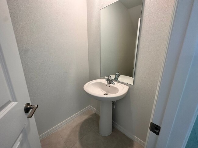 Photo - 2276 Gatsby Ln