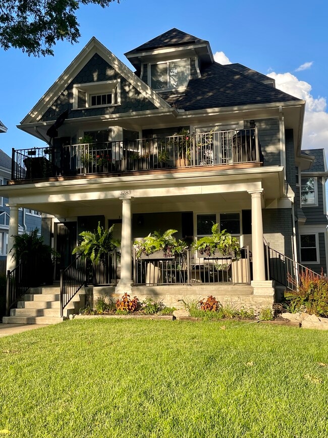 Photo - 3783 Washington St