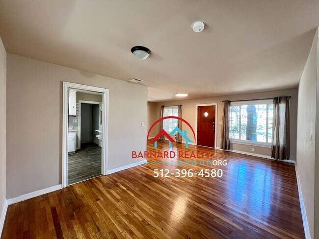 Photo - Available Now: 3 Bed/2 Bath in Established Neighborhood