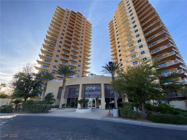 Photo - 8255 S Las Vegas Blvd Unidad 1520 Rental