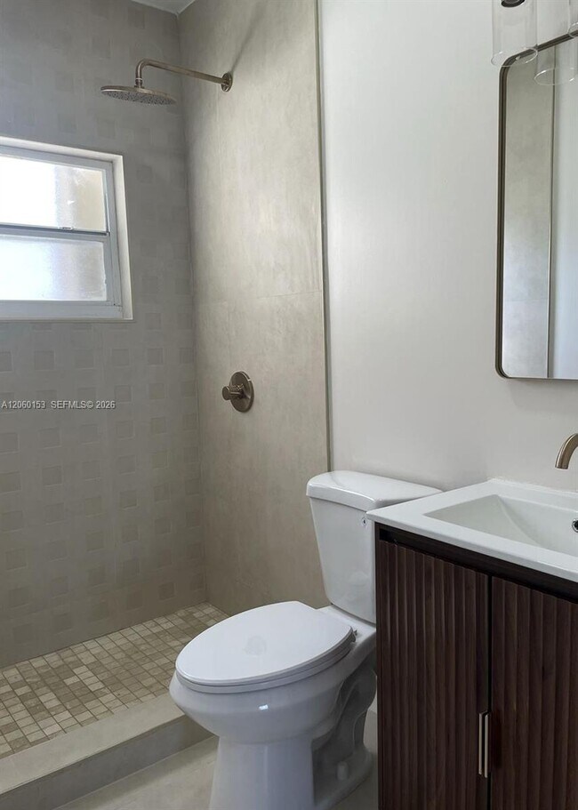 Photo - 3200 SW 2nd St