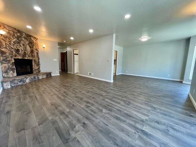 Building Photo - 538-540 36th Avenue (1104r) Unit 538