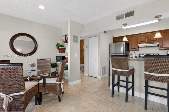 Photo - 1249 SW 46th Ave Unit 1416