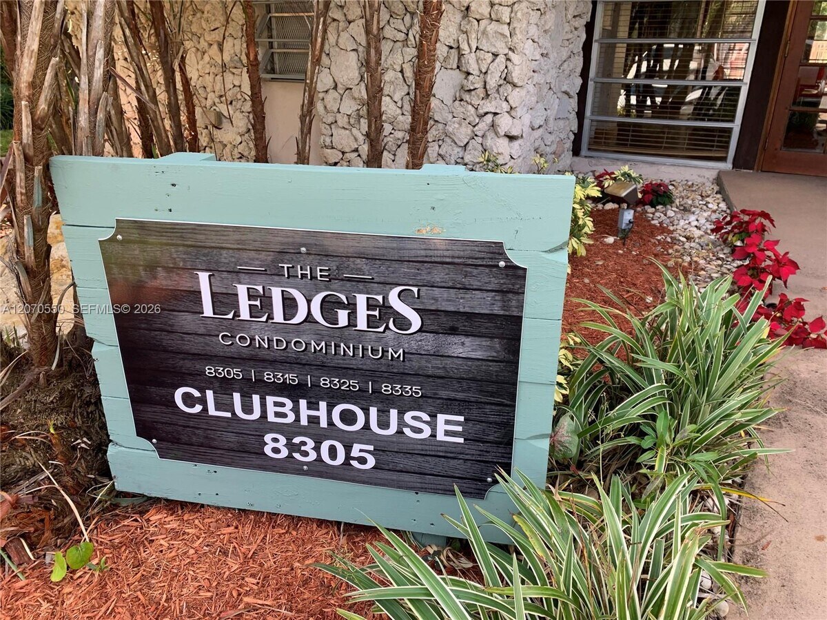 Photo - 8325 SW 72nd Ave Unidad 305C