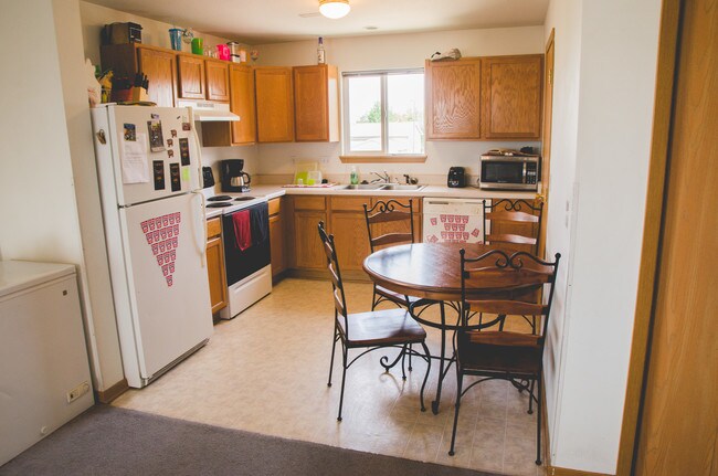 Photo - 4524 Twain Circle