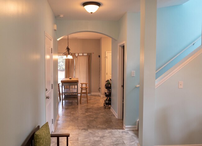 Photo - 292 Mayfield Dr