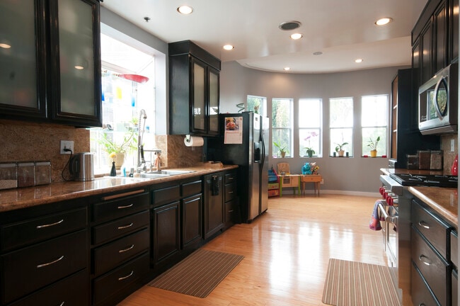Kitchen - 7121 Hillside Ave Townhome
