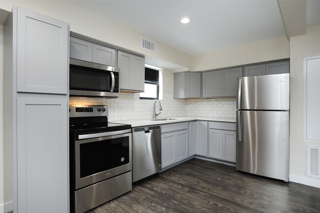 Photo - 5504 La Branch St Unit 16