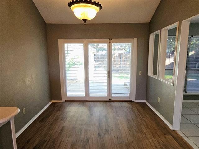 Photo - 3813 Waxwing Cir S