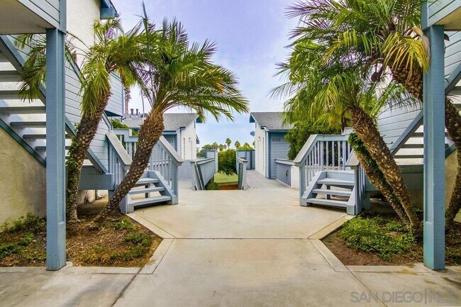 Photo - 4704 W Point Loma Blvd Unit 5