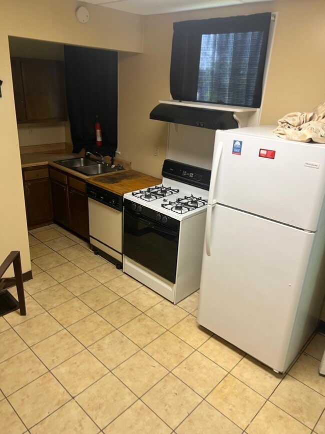 Building Photo - 601 Chestnut St Unit 1 Rental